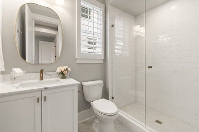 Guest Bath Sample. 6br New Home in Huntersville, NC