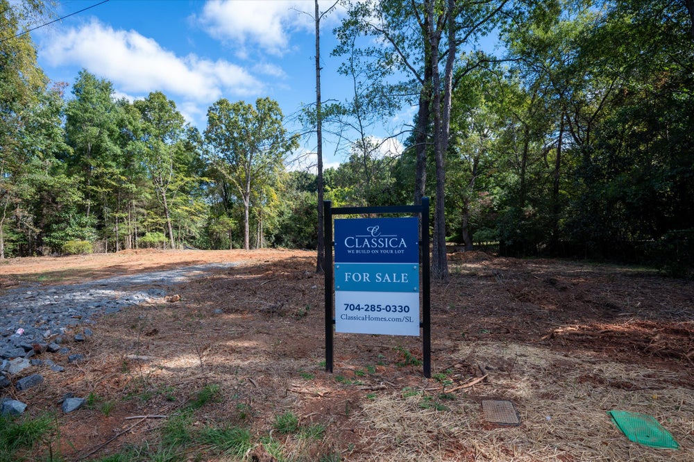 Look for the Classica sign. 1.092 Lot for Sale in Charlotte, NC