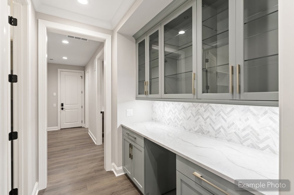 Butler's Pantry Sample. 5,126sf New Home in Lancaster, SC