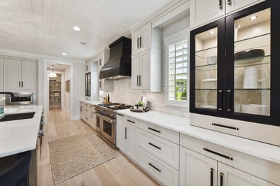 Kitchen Sample. Montecito Home with 3 Bedrooms