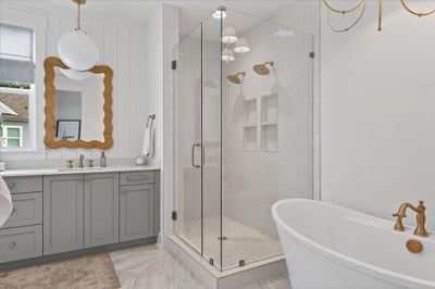 Shower & a tub, you can have both. 4br New Home in Charlotte, NC